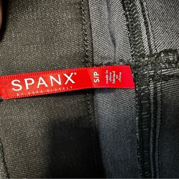 SPANX Distressed Denim Legging VTG Black 20213R Pull On Stretch Jegging Pant S/P - Picture 4 of 13